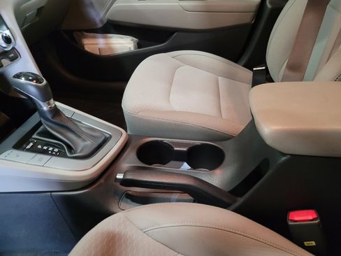 Used 2020 Hyundai Elantra Value Edition FWD image 26
