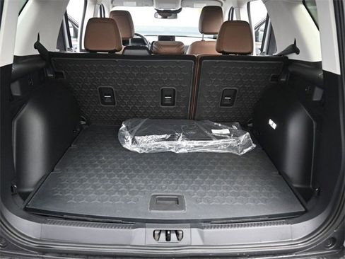 Used 2024 Ford Bronco Sport Outer Banks w/ Tech Package image 32