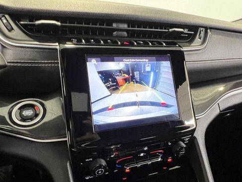 Certified 2023 Jeep Grand Cherokee Altitude image 41