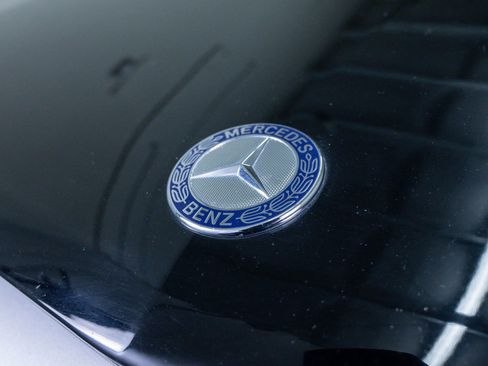 Used 2010 Mercedes-Benz C 300 4MATIC Sedan image 5