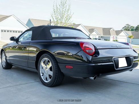 Used 2002 Ford Thunderbird Deluxe RWD image 16