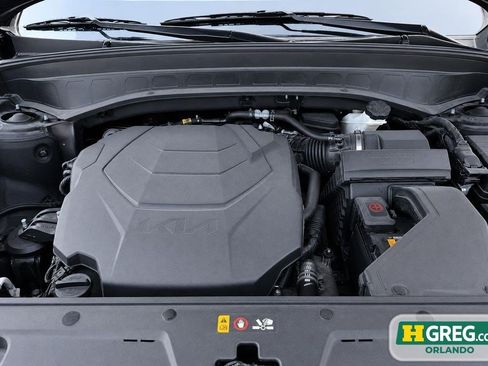 Used 2025 Kia Telluride S FWD image 19