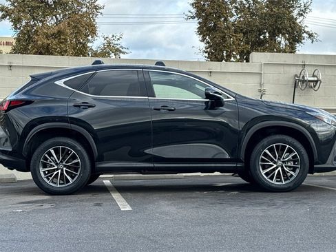 Used 2023 Lexus NX 350 AWD image 6