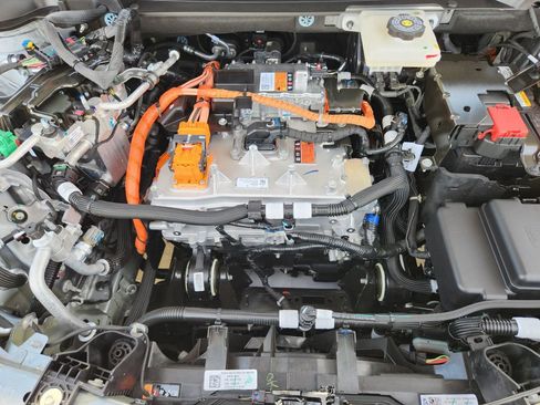 New 2026 Chevrolet Equinox EV LT image 19