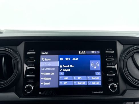 Used 2023 Toyota Tacoma 4x4 Double Cab image 4
