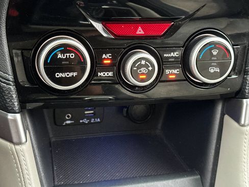 Used 2019 Subaru Forester Limited w/ Popular Package #3 image 19