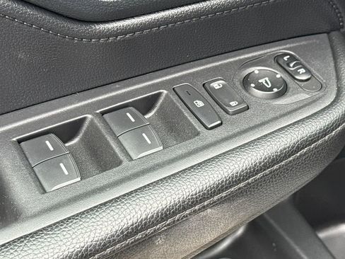 Used 2023 Honda Odyssey Sport image 17