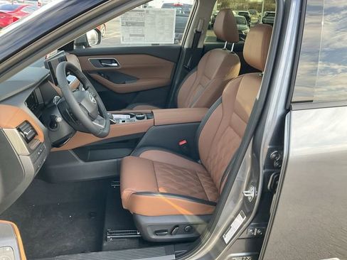 New 2026 Nissan Rogue Platinum w/ Tech Package image 10