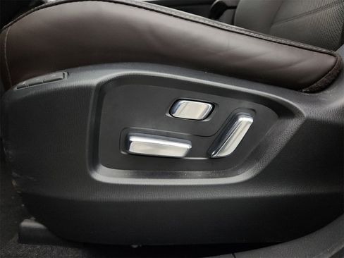 Certified 2025 MAZDA CX-5 Signature image 41