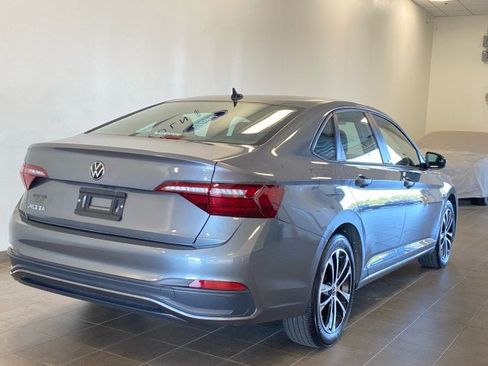 Used 2024 Volkswagen Jetta Sport FWD image 7