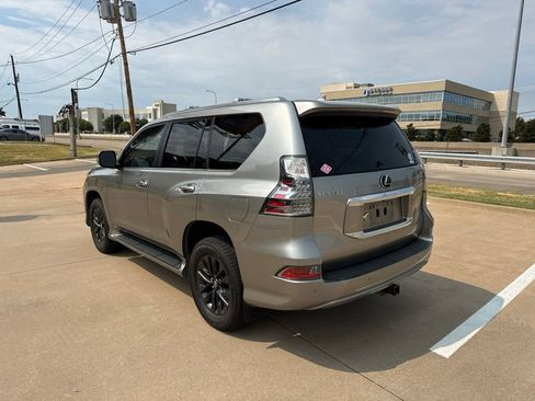 Used 2020 Lexus GX 460 Premium w/ Premium Package AWD/4WD image 13