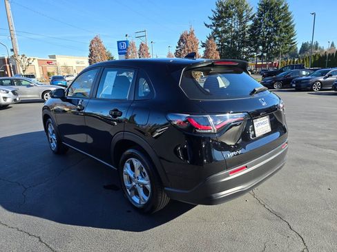 Certified 2025 Honda HR-V LX image 19