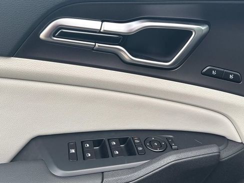 New 2026 Kia Sportage SX FWD image 23