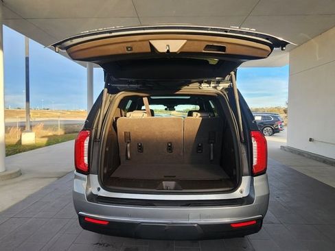 Used 2023 GMC Yukon SLT image 19