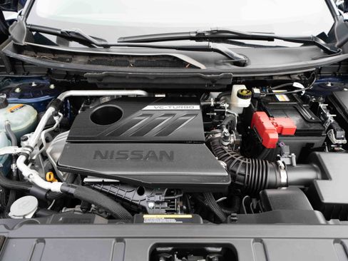 Used 2024 Nissan Rogue SL image 32