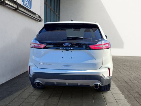 Certified 2024 Ford Edge Titanium w/ Equipment Group 301A image 4