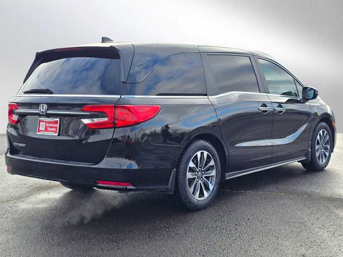Used 2023 Honda Odyssey EX-L image 3