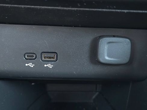 Used 2024 Buick Encore GX Preferred FWD image 16
