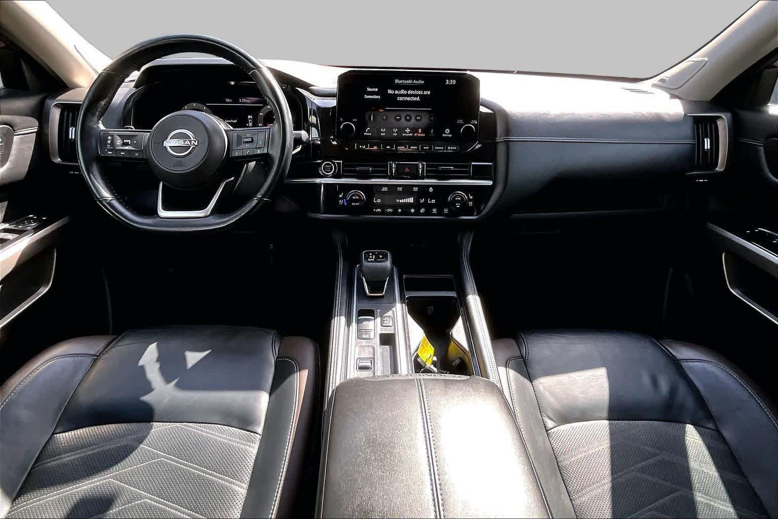 Certified 2023 Nissan Pathfinder Platinum FWD image 16