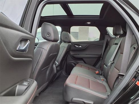 Used 2023 Chevrolet Blazer RS w/ Driver Confidence II Package image 28