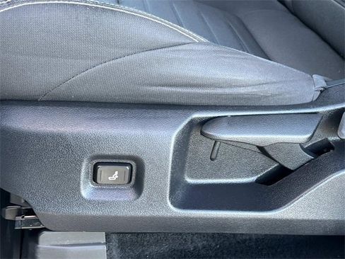 Used 2024 Toyota Tacoma TRD Off-Road image 29