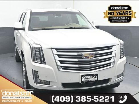 Used 2018 Cadillac Escalade ESV Platinum image 3