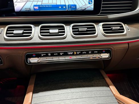 Certified 2026 Mercedes-Benz GLE 350 Exclusive 4MATIC AMG Line image 26