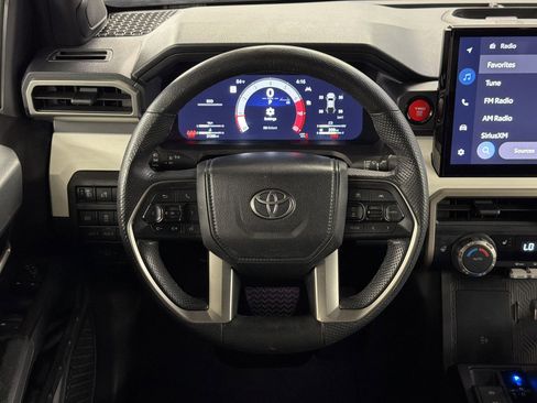 Used 2024 Toyota Tacoma TRD Off-Road w/ TRD Off Road Upgrade Package AWD/4WD image 17