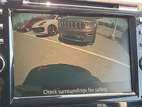 Used 2023 Nissan Murano SV w/ SV Midnight Edition Package image 18