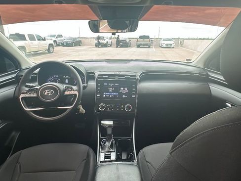 Certified 2024 Hyundai Tucson SE FWD image 21