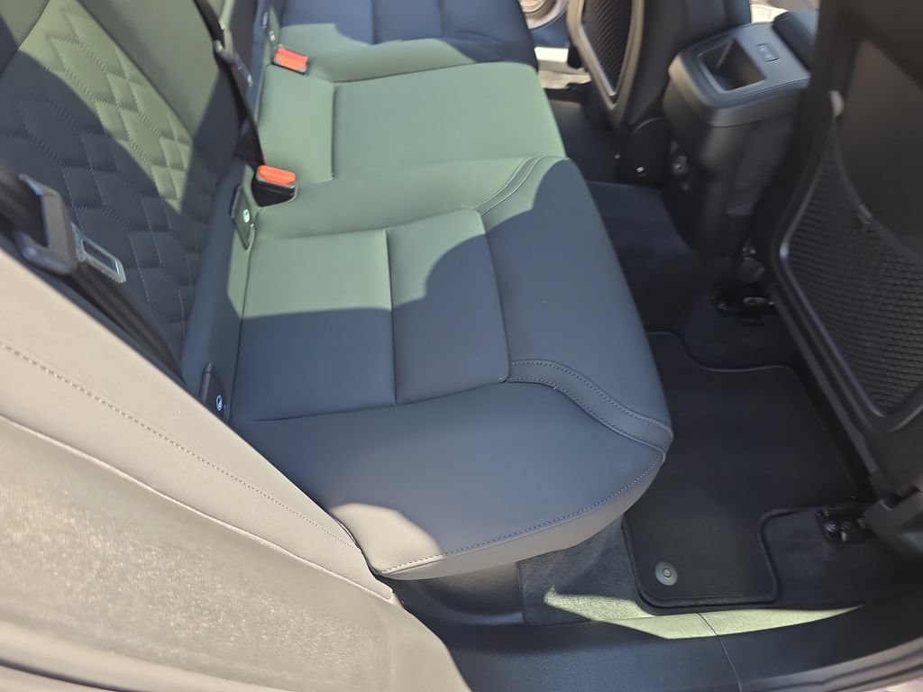 Certified 2026 Volvo XC60 B5 Plus w/ Protection Package Premier AWD/4WD image 15