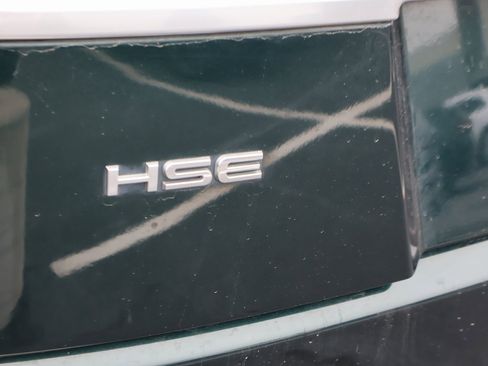 Used 2013 Land Rover Range Rover HSE image 15