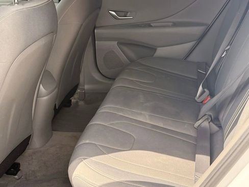 Used 2023 Hyundai Elantra SEL w/ Cargo Package FWD image 25
