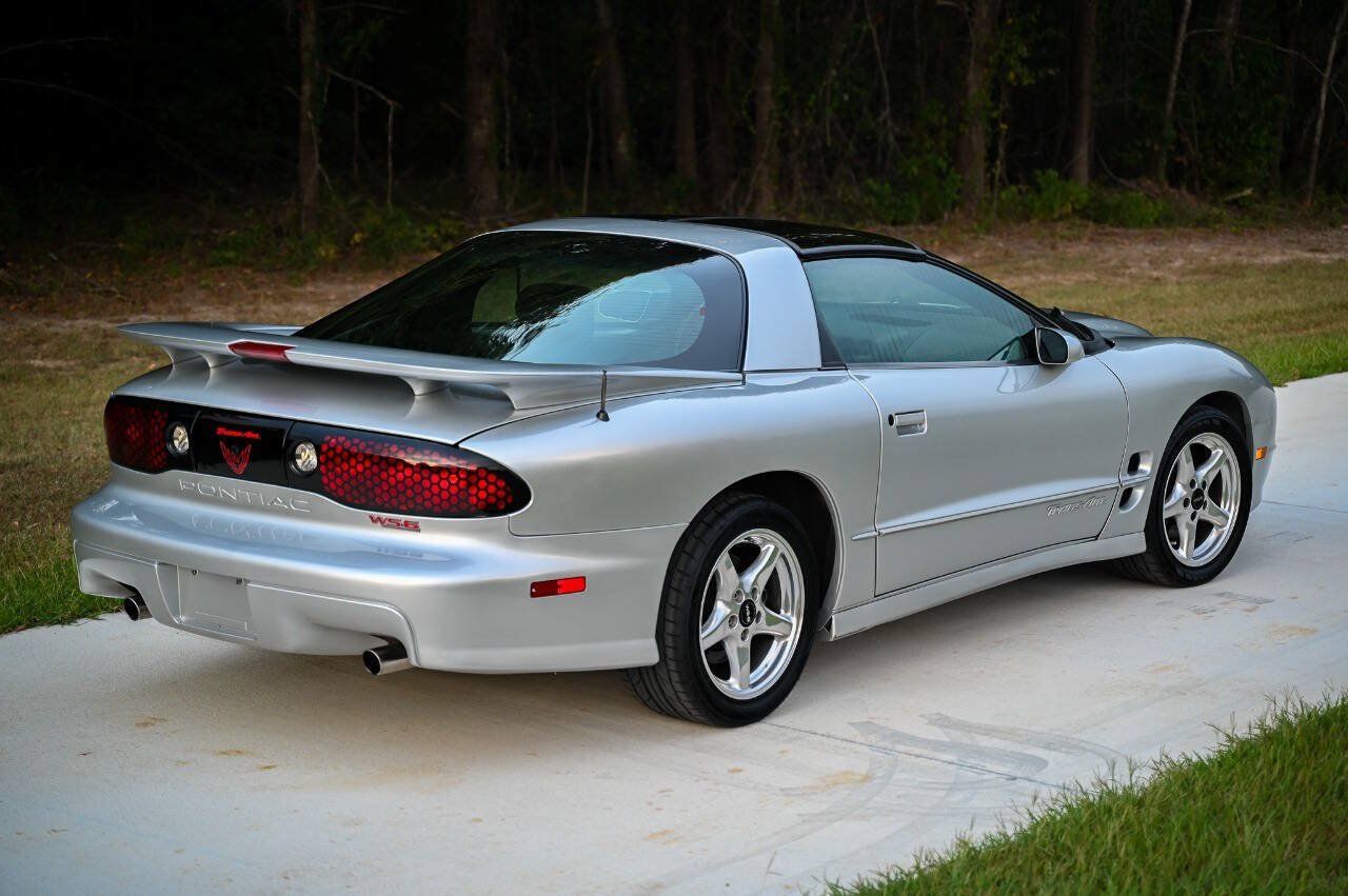 Used 2000 Pontiac Firebird Formula RWD image 2