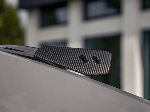Used 2024 Lamborghini Urus Performante AWD/4WD image 18