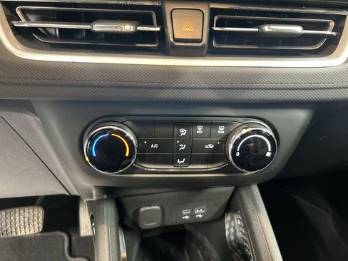Certified 2024 Chevrolet TrailBlazer LS w/ LS Convenience Package AWD/4WD image 16
