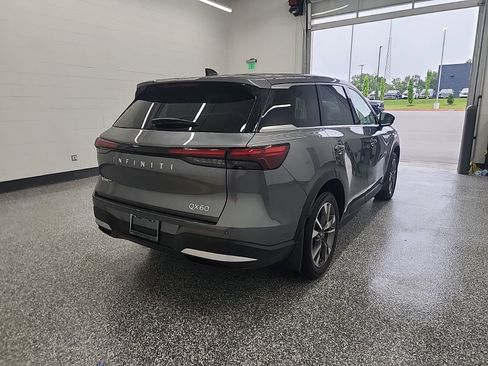 Used 2026 INFINITI QX60 Pure w/ Cargo Package FWD image 5