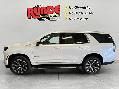 Used 2025 Chevrolet Tahoe High Country w/ Sun And Tow Package AWD/4WD image 3