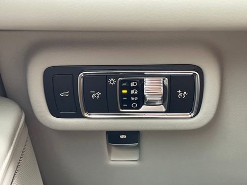 New 2026 Lincoln Nautilus Reserve image 12