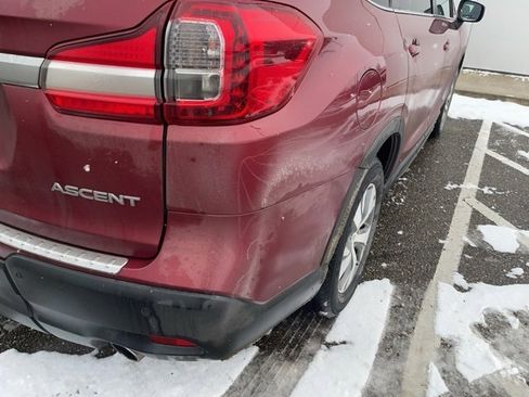 Used 2021 Subaru Ascent Premium w/ Convenience Package image 8