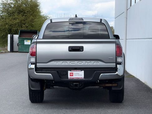Certified 2023 Toyota Tacoma TRD Off-Road AWD/4WD image 6