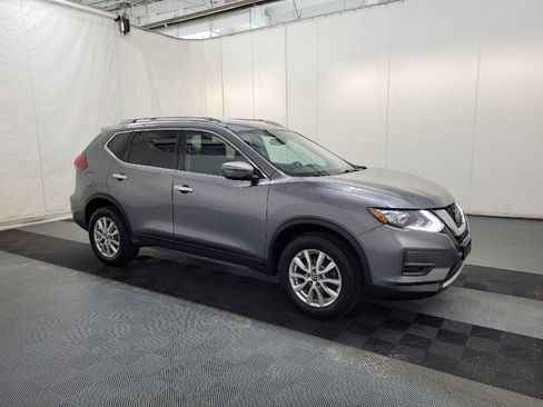 Used 2018 Nissan Rogue SV AWD/4WD image 11