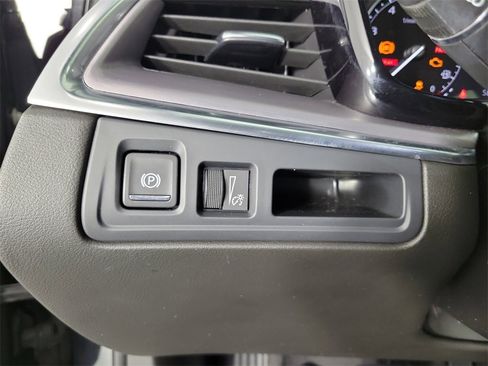 Certified 2023 Cadillac XT5 Luxury image 31