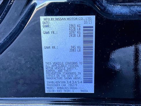 Used 2024 Nissan Altima 2.5 SV FWD image 19