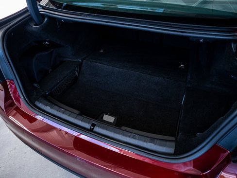 Used 2023 BMW 530e xDrive image 64