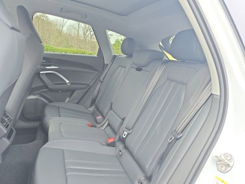 New 2025 Audi Q5 Premium Plus image 14