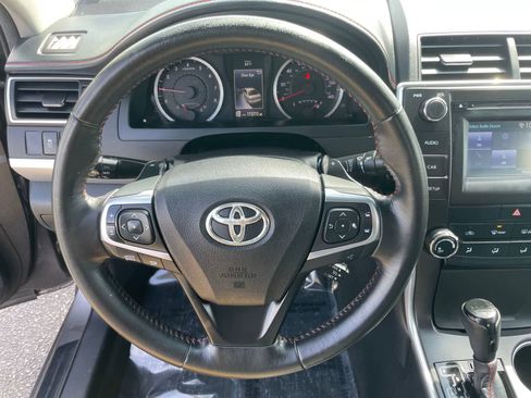 Used 2015 Toyota Camry SE image 13