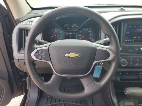 Used 2021 Chevrolet Colorado W/T w/ Custom Special Edition image 18