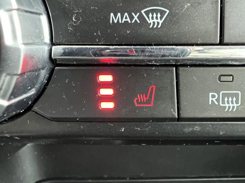 Used 2022 Ford F150 XLT w/ Equipment Group 302A High image 37