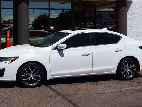 Used 2019 Acura ILX w/ Premium Package FWD image 7